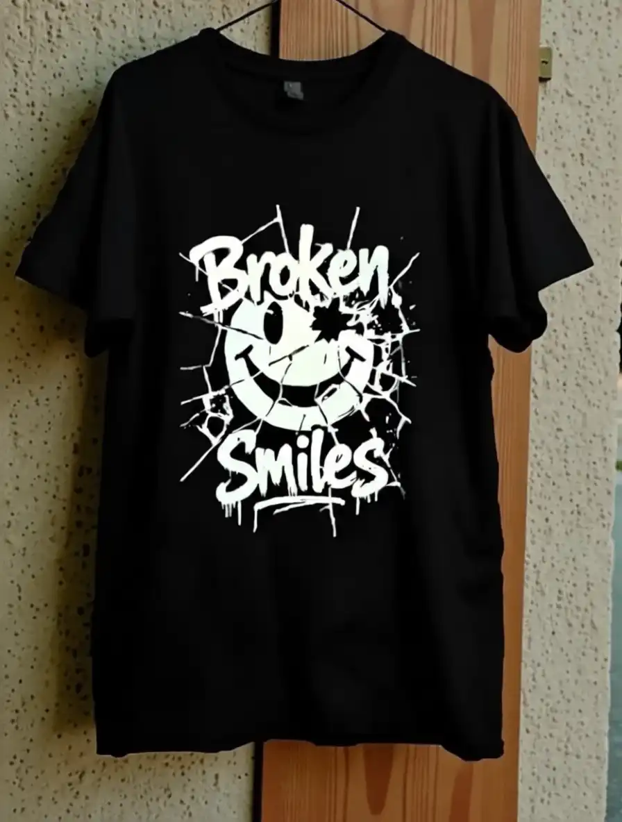 Broken smiles, collector, T-shirt, gift box